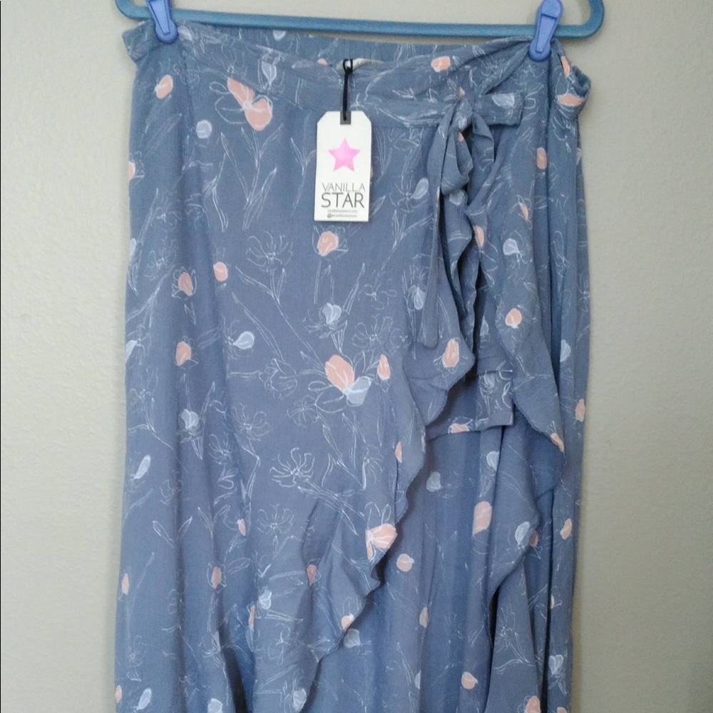 NWT blue gray floral skirt skort style size xL